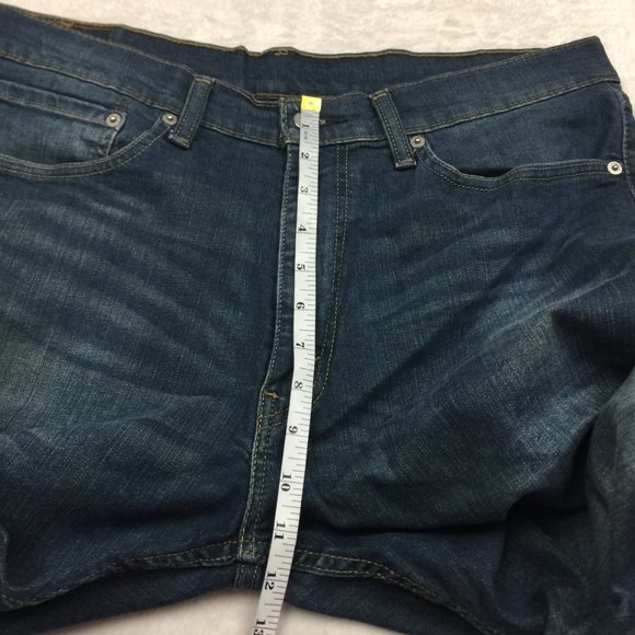 Levis 505 Mens Jeans 36x30 Regular Fit Straight Leg Medium Wash Blue Denim - Picture 11 of 12